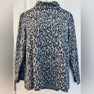 Massini Turtleneck knit heathered gray black leopard XL casual animal print fun